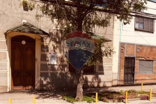 Oficina O Residencial En Recoleta