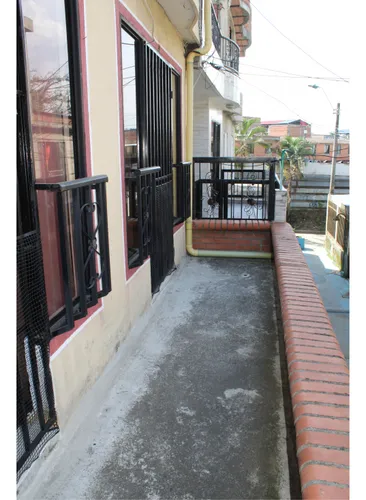 Vendo Casa Unifamiliar De 3 Niveles En Talanga, Cali