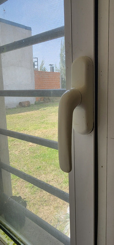 Casa Con Pileta En Barrio La Parada, Brandsen