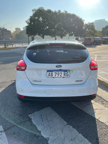 Imagen 4 de 11 de Ford Focus Iii 2.0 Se Plus At6 2017