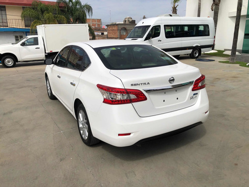 Imagen 6 de 11 de Nissan Sentra 2013 1.8 Advance L4 Cvt