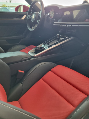 Porsche 911 Turbo S 2025