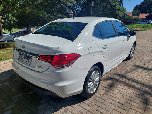 Imagem 8 de 9 de Citroën C4 Lounge 1.6 Origine 16v Turbo Flex 4p