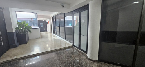 Oficina De 120m2 Por Av De Las Fuente En Lomas De Tecamachalco