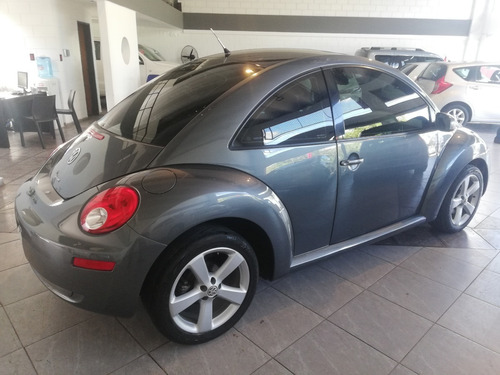 Volkswagen New Beetle 2.5 Sport Modelo 08