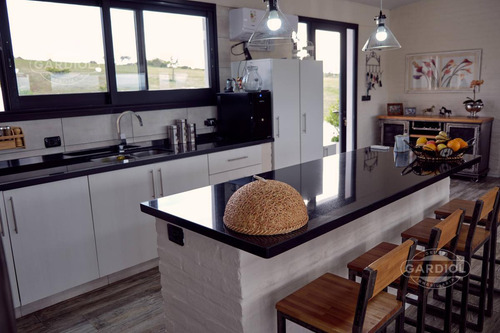 Chacra En Zona De Las Cañas Para Alquiler De Verano O Venta