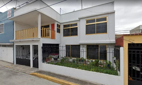 Remate Bancario, Casa A La Venta En Gustavo A. Madero