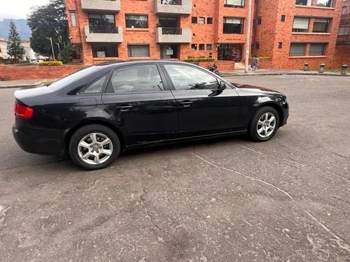 Audi A4 1.8 CONFORT TURBO