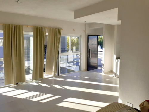 Departamento En Venta En Victoria Centro C/ Balcón