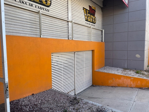 Imagen 2 de 19 de Oportunidad, Edificio Comercial En Renta