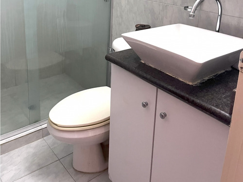 Venta De Apartamento Colinas De La Tahona 131 M2 2h/2b/2p (ig)