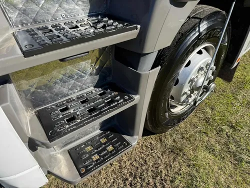 Mercedes Benz 2035 2015 Automático Impecable
