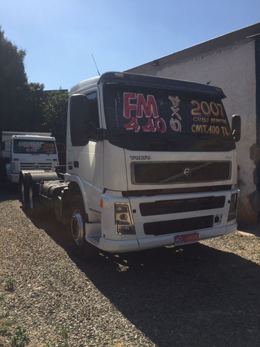 Imagem 1 de 13 de Volvo Fm 440 6x4 2007/2007 Branco