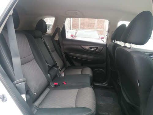 Nissan X-Trail 2.5 Advance 2 Row Cvt