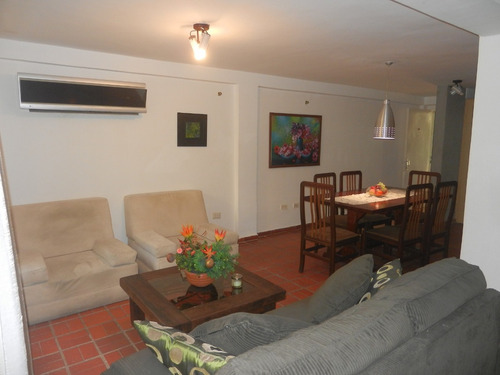 Imagen 7 de 13 de Apartamentos En Alquiler Vacacional En Maneiro.