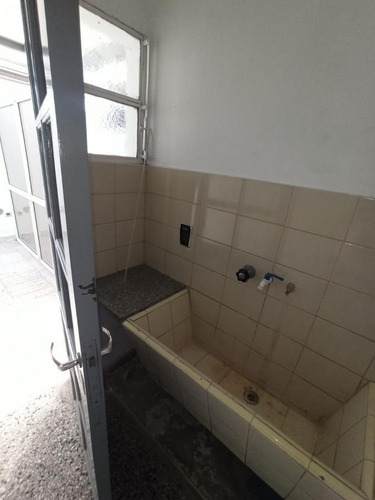 Imagen 8 de 20 de 7 E/ 163 Y 164, Berisso - Casa En Ph En Venta