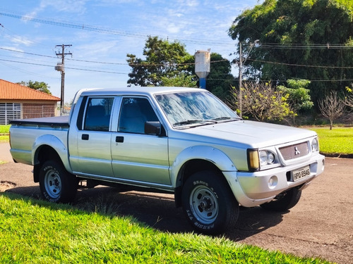 Mitsubishi L200 2.5 Gl Cab Dupla 4x4 4p