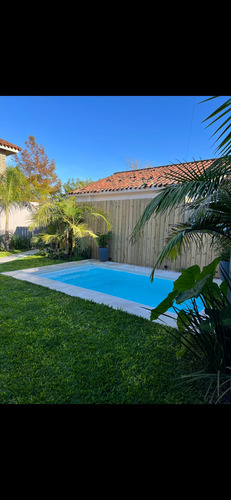 Piscina De Fibra 5.80 X 3.70 De 1.55 De Profundidad