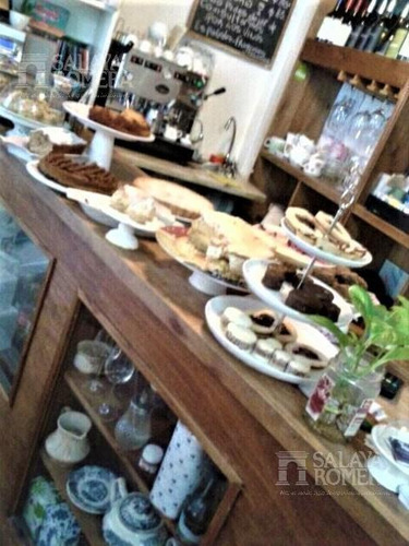 Imagen 7 de 9 de Local A La Calle Apto Gastronómico En La Isla- Recoleta