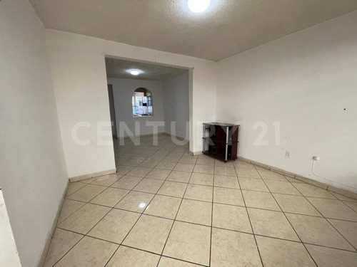 Casa En Venta, Colonia San Miguel Xico, Valle De Chalco.