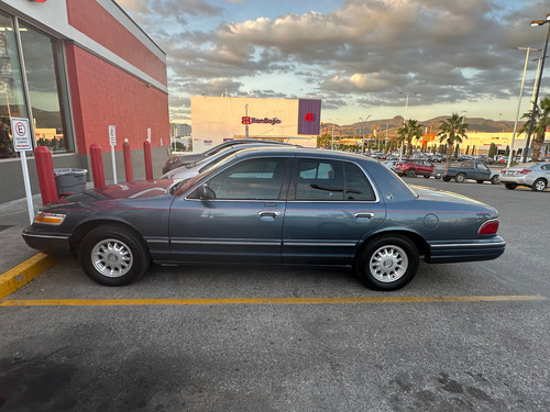 Ford Grand Marquis Ls Análogo At