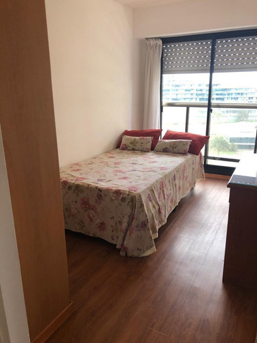 Imagen 7 de 17 de Alquilo Apto. En Piso Alto De Torres Del Puerto