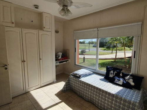 Imagen 19 de 26 de Casa De 4 Dormitorios Y Dos Baños En Barrio El Solar De Victoria, Esplendida Vista, Pileta !