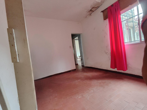 Venta - Ph Al Frente Con Patio. Bella Vista, Rosario.