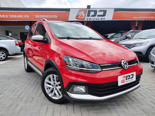Imagem 3 de 10 de Volkswagen Crossfox Novo