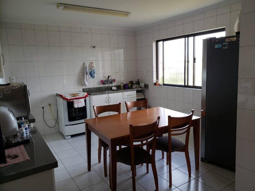 Imagem 4 de 11 de Apartamento - Petropolis - Ref: 7575 - V-7575