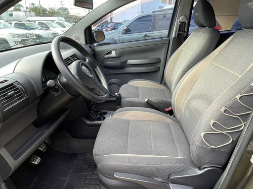 Imagem 9 de 15 de Volkswagen Crossfox 2009