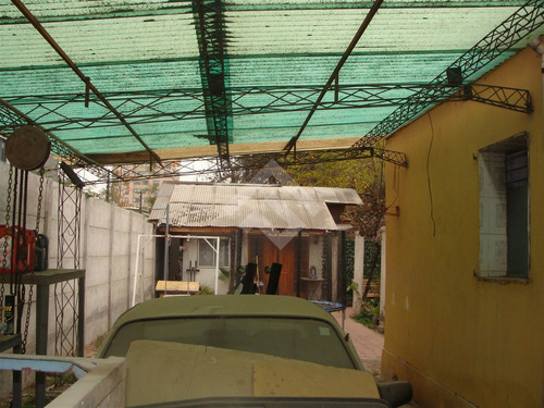 Casa En Venta De 4 Dorm. En San Miguel