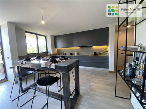 Espectacular Departamento Duplex En Vitacura, Vista Segurada