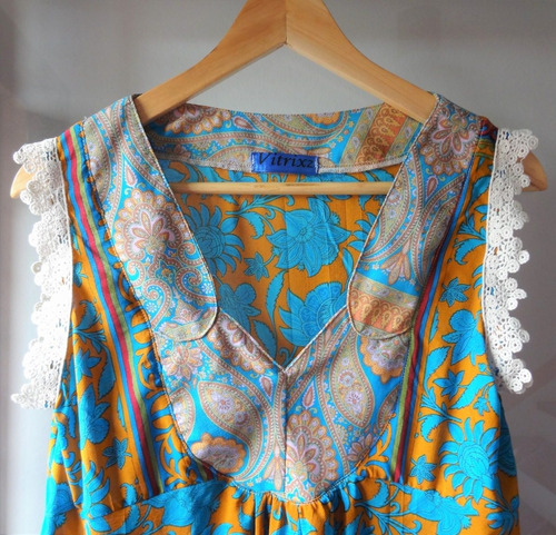 Musculosa Mujer Con Puntilla