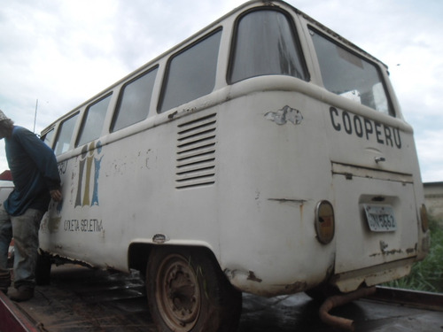 Imagem 10 de 15 de Kombi Vw Van Corujinha 1973 Com Docks Boa P/ Exporação