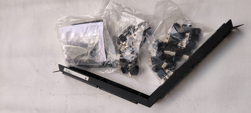 Patch Panel Cat 6 - 48 Ângulo - Netconnect - Commscope (Usado)