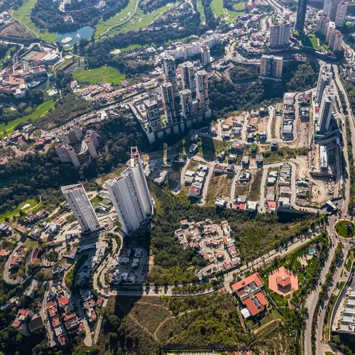 Casa En Venta En Bosque Real Con 3, 4 O Hasta 5 Recámaras