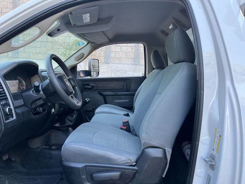 RAM 4000 5.7 Chasis Cabina Pl 4x2 Mt
