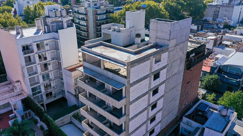 Imagen 1 de 11 de Callao Y San Lorenzo - Monoambientes Y 1 Dormitorio