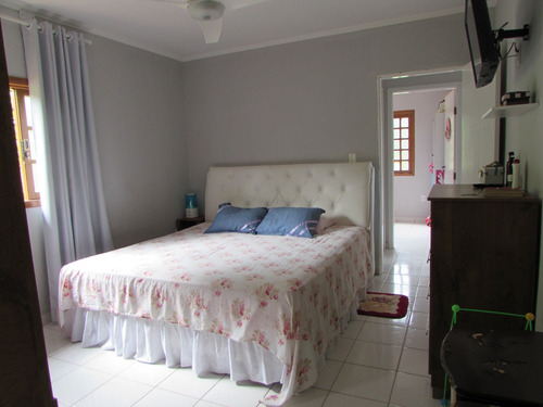 Chácara Com 3 Casas Na Cidade De São Pedro/sp. Bairro Alpes Das Águas