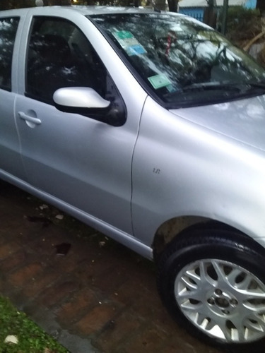 Imagen 4 de 5 de Fiat Siena 2006 1.8 Hlx
