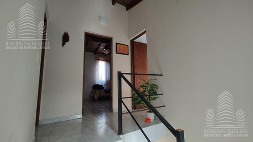 Dúplex De 2 Dormitorios C/ Cochera En Costa Azul.