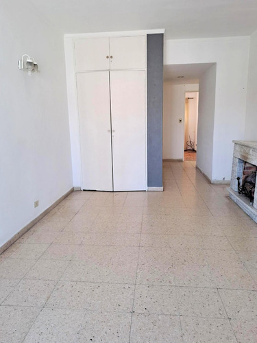 Imagen 7 de 24 de Oportunidad!! Departamento 2 Ambientes Frente A Plaza España Y Las Mejores Playas De La La Perla - Mar Del Plata