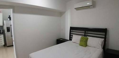 Imagen 7 de 14 de Venta De Apartamento Amoblado En Ph White Tower, 20-3196