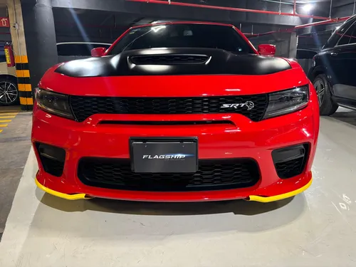 Dodge Charger 6.2 V8 Srt At