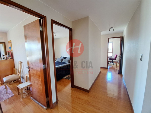Departamento En Venta De 4 Dorm. En Temuco