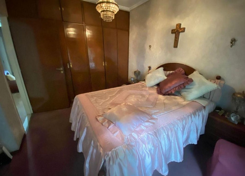 Venta De Casa 4 Ambientes En San Cristobal, Capital Federal