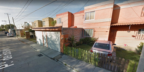 Imagen 3 de 7 de & Esta Casa Puede Ser Para Ti Excelente Oportunidad Mv&
