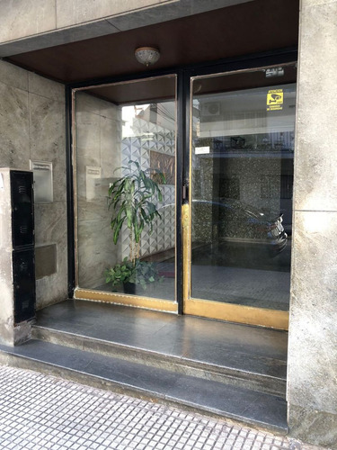 Departamento En Venta En Flores