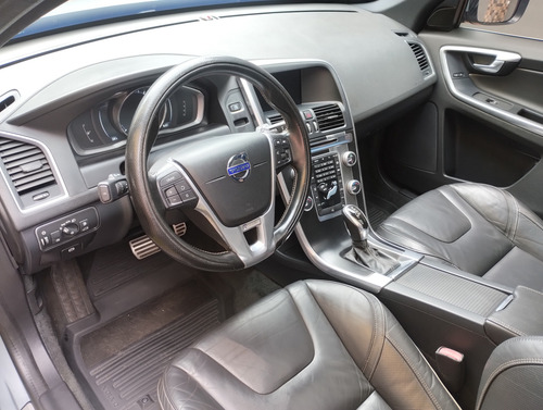 Volvo XC60 2.0 T5 R-design Drive-e 5p